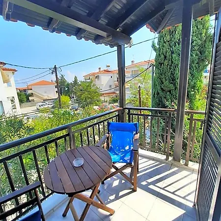 Tassos 2 3*