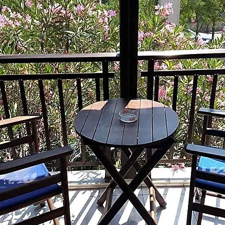 Tassos 2 Aparthotel Pefkochori
